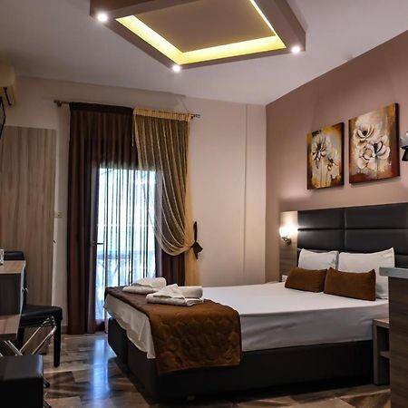 Hotel Kostas Olympiakí Aktí Dış mekan fotoğraf