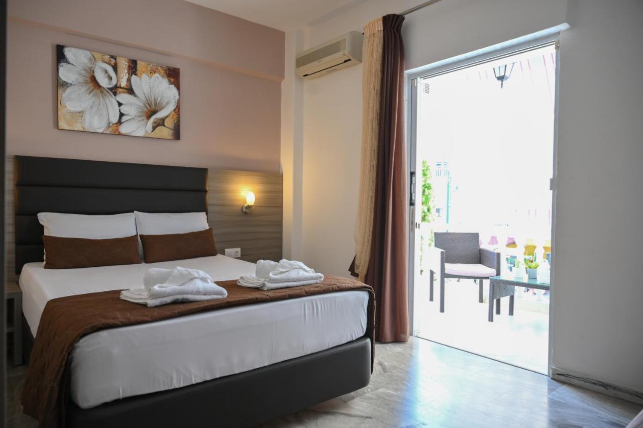 Hotel Kostas Olympiakí Aktí Dış mekan fotoğraf