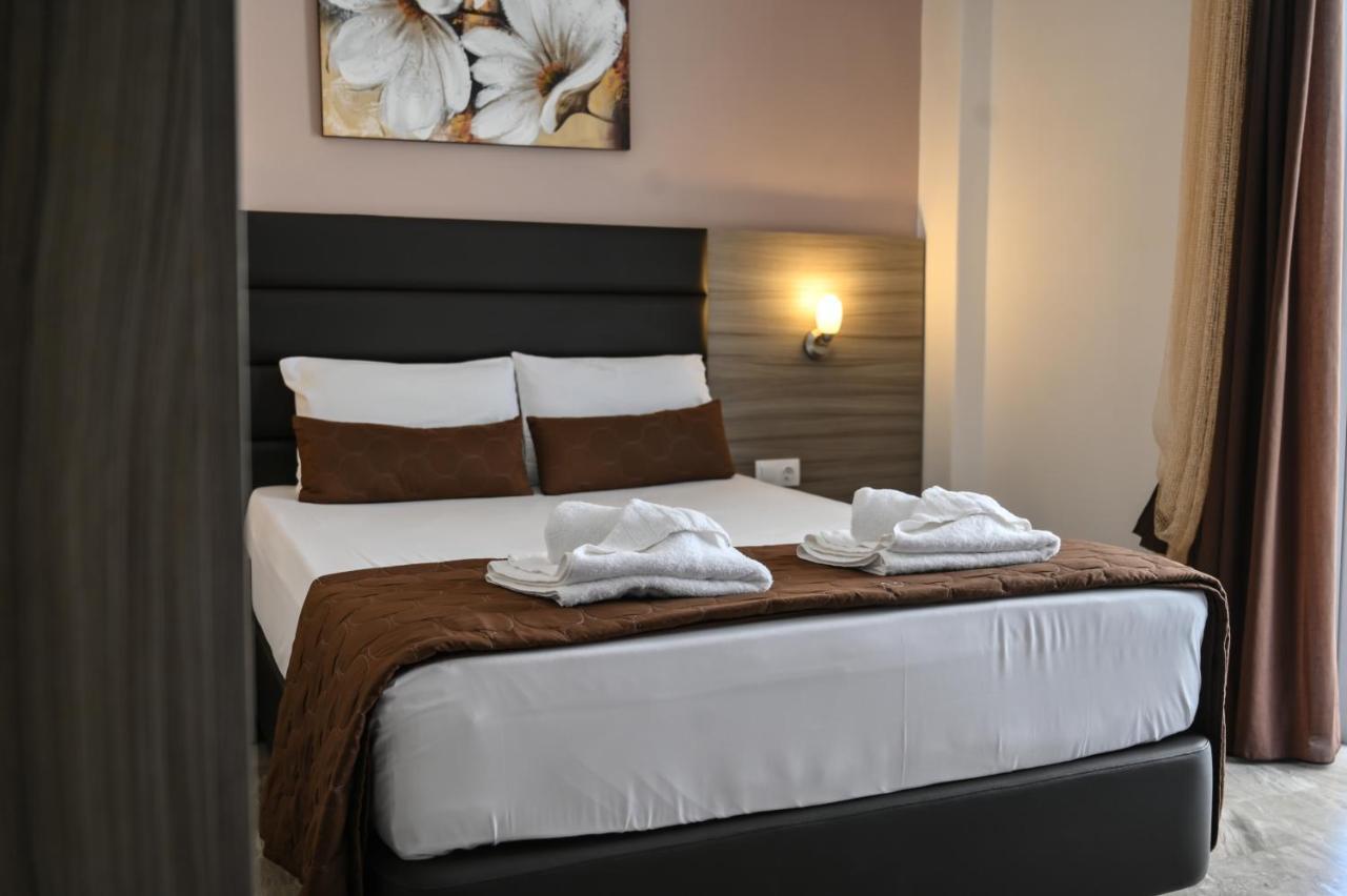 Hotel Kostas Olympiakí Aktí Dış mekan fotoğraf