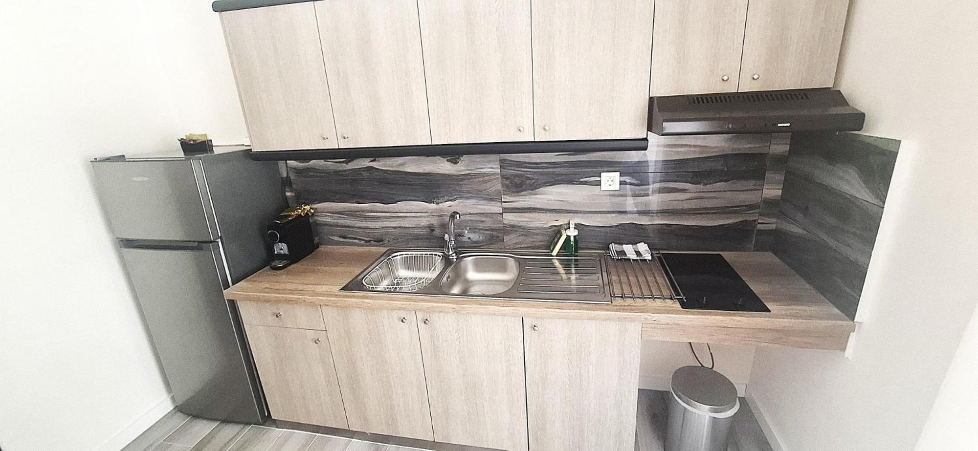 Hotel Kostas Olympiakí Aktí Dış mekan fotoğraf