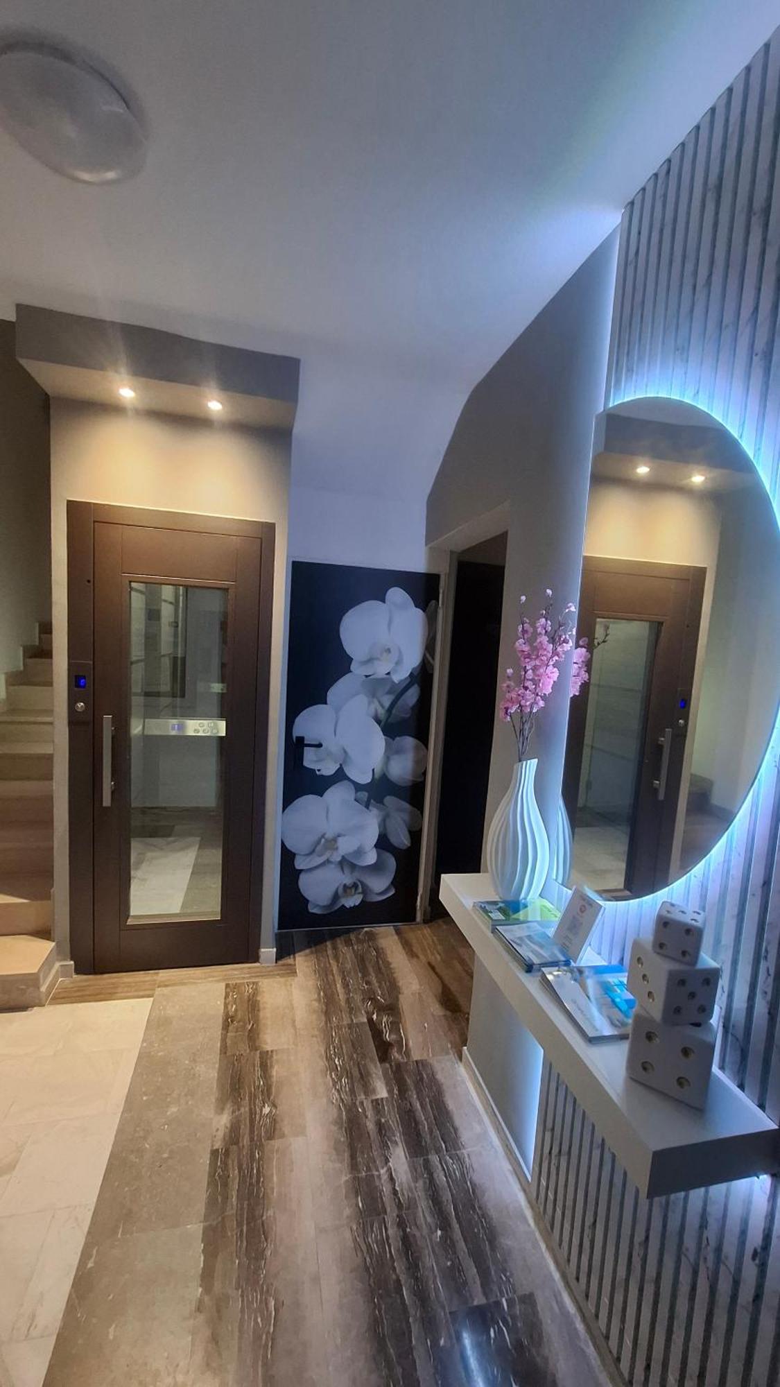 Hotel Kostas Olympiakí Aktí Dış mekan fotoğraf
