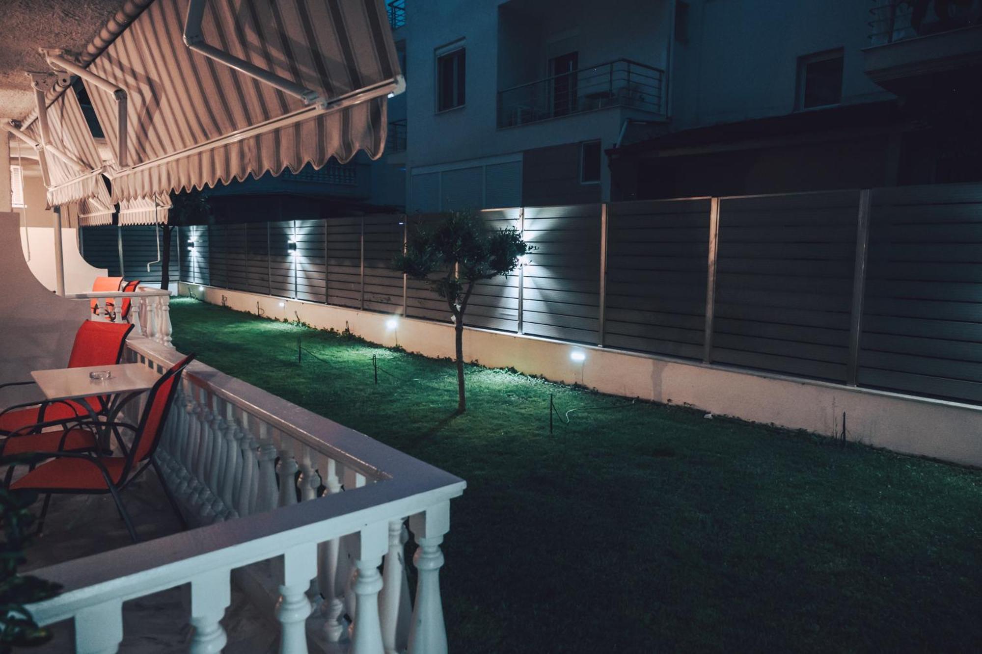 Hotel Kostas Olympiakí Aktí Dış mekan fotoğraf