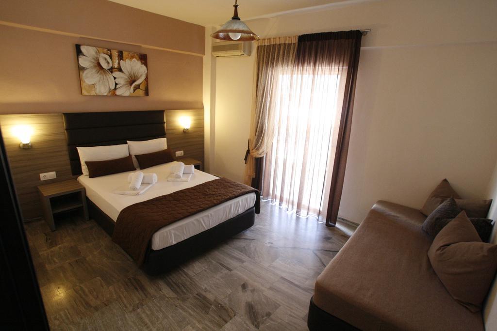 Hotel Kostas Olympiakí Aktí Dış mekan fotoğraf